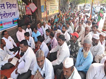 Chandoli project victims on hunger strike in front of Kolhapur Collectorate | ..आत्महत्या करू की गोळ्या घालू; वारणा, चांदोली प्रकल्पग्रस्तांची संतप्त विचारणा  