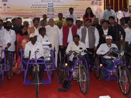 Provision of Rs 3 lakh crore for the upliftment of the disabled informed Union Minister of State Ramdas Athawale | दिव्यांगांच्या उन्नतीसाठी तीन लाख कोटींची तरतूद, केंद्रीय राज्यमंत्री रामदास आठवले यांची माहिती Provision of Rs 3 lakh crore for the upliftment of the disabled informed Union Minister of State Ramdas Athawale | दिव्यांगांच्या उन्नतीसाठी तीन लाख कोटींची तरतूद, केंद्रीय राज्यमंत्री रामदास आठवले यांची माहिती