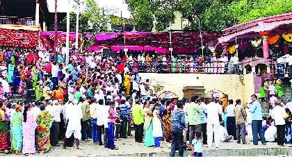 In the Nrityhwadi Dutt jubilee celebrations enthusiasm | नृसिंहवाडीत दत्त जयंती सोहळा उत्साहात