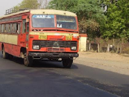 The first ST ran from Kolhapur to Ichalkaranji | अखेर लालपरी धावली, कोल्हापुरातून या मार्गावरुन एसटीचा श्रीगणेशा