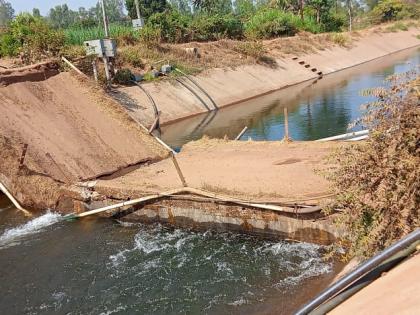 dilapidated bridge on the right canal of borawade collapsed | बोरवडेच्या उजव्या कालव्यावरील जीर्ण पूल कोसळला