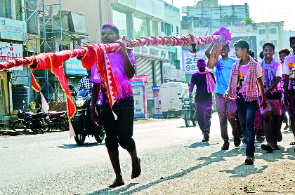 Jyotiba's devotees return on the route | जोतिबाचे भाविक परतीच्या मार्गावर