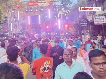 Kolhapur Ganesh Visarjan Rally The procession of Ganapati Bappa immersion is noisy and flashy | गणपती बाप्पाच्या मिरवणुकीत दणदणाट अन् लखलखाट! कोल्हापुरात तुफान धामधूम