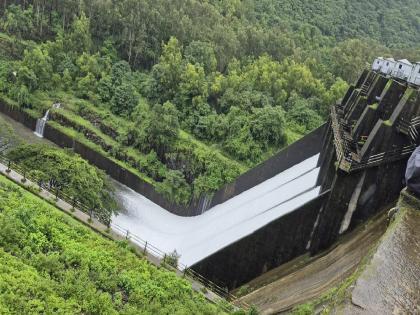 Koyna, Warna dam management neglects water storage, Anti Flood Action Committee complains to District Collector | कोयना, वारणा धरण व्यवस्थापनाचे पाणी साठ्याकडे दुर्लक्ष, महापूर विरोधी कृती समितीची जिल्हाधिकाऱ्यांकडे तक्रार Koyna, Warna dam management neglects water storage, Anti Flood Action Committee complains to District Collector | कोयना, वारणा धरण व्यवस्थापनाचे पाणी साठ्याकडे दुर्लक्ष, महापूर विरोधी कृती समितीची जिल्हाधिकाऱ्यांकडे तक्रार
