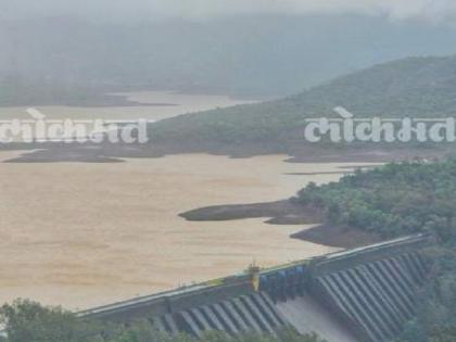 Rain in dam area in Satara district, Koyna Dam filled 90 TMC | सातारा जिल्ह्यात धरणक्षेत्रात पाऊस, कोयना नव्वदीच्या उंबरठ्यावर