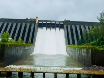 63 TMC of water inflow in Koyana dam in one and a half months, More rainfall in Satara district this year | Satara: कोयनेत दीड महिन्यात ६३ टीएमसी पाण्याची आवक, आतापर्यंत पाण्याचा विसर्ग किती.. वाचा