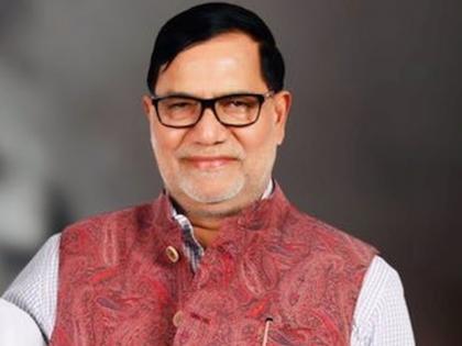 मला मराठीचा आदर, मुंबईचा महापौर मराठीच होणार; भाजपनेते कृपाशंकर सिंह यांनी अखेर नमते घेतले - Marathi News | I respect Marathi, the mayor of Mumbai will be Marathi; BJP leader Kripashankar Singh finally bowed down | Latest News at Lokmat.com