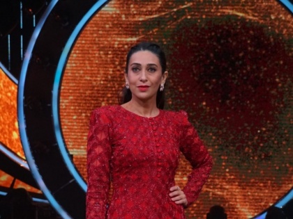 Indian Idol 12: Karisma Kapoor agrees to work in 'Dil To Pagal Hai' | Indian Idol 12: करिश्मा कपूरने 'या' ​कारणामुळे 'दिल तो पागल है'मध्ये काम करण्यासाठी दिला होकार
