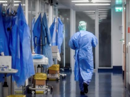 महाराष्ट्राच्या मदतीला केरळ, कोविड रुग्णालयासाठी १०० डॉक्टर्स अन् नर्सेस मुंबईत येणार