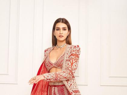 Kriti Sanon is dating the actor of 'Baahubali' fame, she herself disclosed in 'Koffee with Karan' | क्रिती सनॉन 'बाहुबली' फेम या अभिनेत्याला करतेय डेट, 'कॉफी विद करण'मध्ये झाला खुलासा