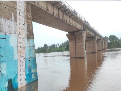 The Krishna river level is slowly decreasing, Less rain in Sangli district | कृष्णा नदीपातळीत मंदगतीने होतेय घट, पावसाचा जोर ओसरला