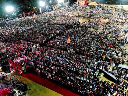 The city of Ayodhya incarnated in Kandivali, MP Gopal Shetty organized Bhajan Sandhya Shri Ram Bhandara | कांदिवलीत अवतरली अयोध्या नगरी, खासदार गोपाळ शेट्टींतर्फे भजन संध्या श्री राम भंडाराचे आयोजन