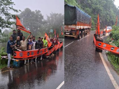 The road in Kumbharli Ghat is blocked, MNS raised barrels, flags and cautioned the transporters | कुंभार्ली घाटातील रस्ता खचला!, मनसेने बॅरल, झेंडे उभारून वाहतूकदारांना दिला सावधानतेचा इशारा