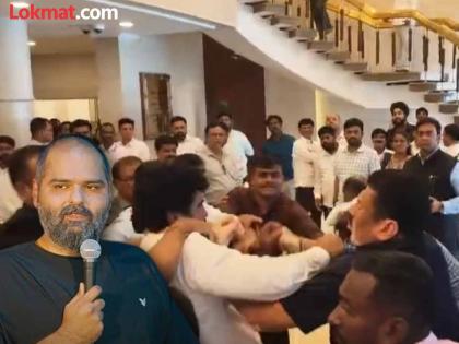 We will cause riots everywhere Kunal Kamra criticizes the clashes in Maharashtra Assembly Video goes viral | 'करेंगे दंगे चारों ओर', महाराष्ट्र विधानसभेतील हाणामारीवर कुणाल कामराने टीका केली; व्हिडीओ व्हायरल We will cause riots everywhere Kunal Kamra criticizes the clashes in Maharashtra Assembly Video goes viral | 'करेंगे दंगे चारों ओर', महाराष्ट्र विधानसभेतील हाणामारीवर कुणाल कामराने टीका केली; व्हिडीओ व्हायरल