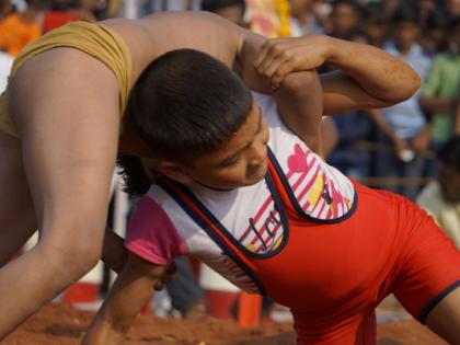 Self Khashaba Jadhav Trophy State Wrestling Competition in Borivali, comprising 300 players | स्व. खाशाबा जाधव चषक राज्यस्तरीय कुस्ती स्पर्धा बोरीवलीत, ३०० खेळाडूंचा समावेश