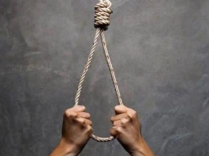 Student commits suicide in Chandrapur district due to low marks in exams | नीट परीक्षेत कमी गुण मिळाल्याने चंद्रपूर जिल्ह्यात विद्यार्थिनीची आत्महत्या