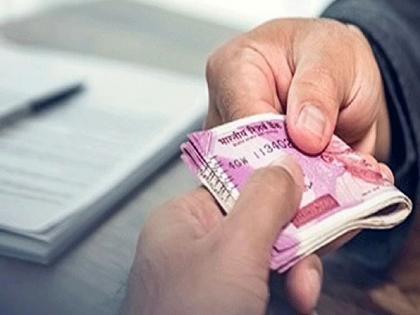 Three arrested including an engineer while accepting a bribe of one lakh | एक लाखांची लाच स्वीकारताना अभियांत्यासह तिघांना अटक