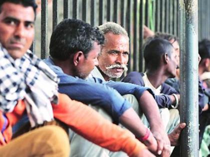 Coronavirus: I run out of money .. tell me how to fill my stomach ?; The question of foreign workers | Coronavirus:पैसे संपले.. सांगा पोटाची खळगी कशी भरायची?; परप्रांतीय मजुरांचा सवाल