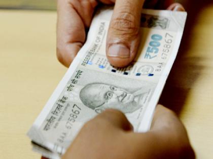 The reputation of the education sector is in tatters as the principal took a bribe to issue a school leaving certificate | Kolhapur: प्रतिष्ठा जाते लयाला, तरीही वरकमाईची हाव सुटेना; मुख्याध्यापकाच्या लाचेने शिक्षणातील अब्रू चव्हाट्यावर The reputation of the education sector is in tatters as the principal took a bribe to issue a school leaving certificate | Kolhapur: प्रतिष्ठा जाते लयाला, तरीही वरकमाईची हाव सुटेना; मुख्याध्यापकाच्या लाचेने शिक्षणातील अब्रू चव्हाट्यावर