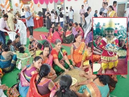 1342 women made 72,744 laddus in three and a half hours; donated on the occasion of Ashadhi Ekadashi in Pandharpur | साडेतीन तासांत १३४२ महिलांनी बनविले ७२,७४४ लाडू; आषाढी एकादशीला पंढरपुरात वाटणार