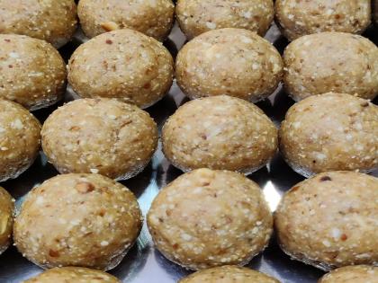 'My Ladoo Pandurangala'; 51 thousand laddus will be made for Varakaris, unique devotion for 17 years | ‘माझा लाडू पांडुरंगाला’; वारकऱ्यांसाठी बनविणार ५१ हजार लाडू, १७ वर्षांपासून अनोखी भक्ती