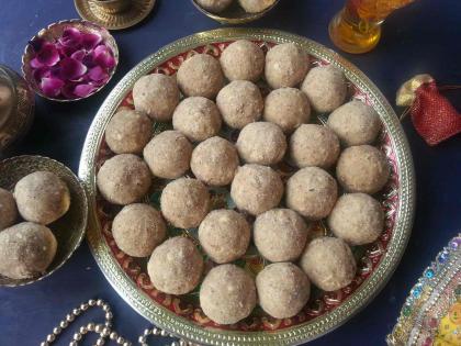 ek karanji- ek ladoo- planning for this activity- wait! | एक करंजी-एक लाडू म्हणत टेम्पो भरभरून पाडय़ांवर जाताय? -जरा थांबा.