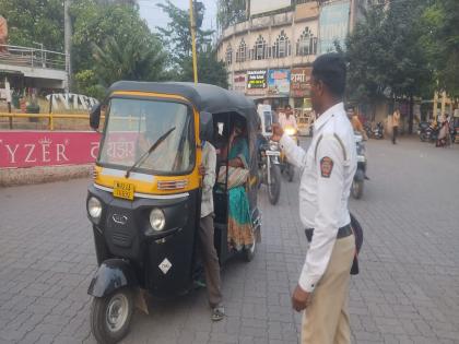 Drivers face hundreds of thousands in fines; 441 persons sentenced to 'black list' at Latur | चालकांकडे काेट्यवधींचा दंड थकला; ४४१ जणांना ‘काळ्या यादी’ची शिक्षा