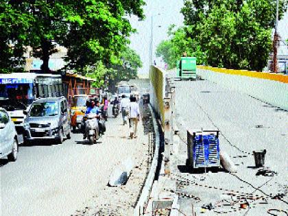  Nasik Fata Chowk 'Signal Free' ever? | नाशिक फाटा चौक ‘सिग्नल फ्री’ कधी?  