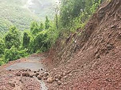 43 villages in Sindhudurg district at risk of landslides | सिंधुदुर्ग जिल्ह्यात ४३ गावांना दरड कोसळण्याचा धोका, आपत्ती विभागाकडून यंत्रणा तैनात 43 villages in Sindhudurg district at risk of landslides | सिंधुदुर्ग जिल्ह्यात ४३ गावांना दरड कोसळण्याचा धोका, आपत्ती विभागाकडून यंत्रणा तैनात