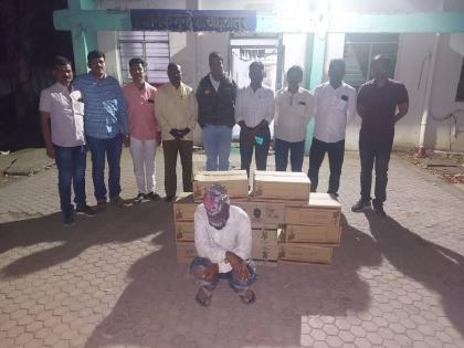 raids on illegal businesses in the district; Domestic and foreign liquor stock seized along with cars | जिल्ह्यात अवैध व्यवसायावर छापा; कारसह देशी-विदेशी दारूसाठा जप्त