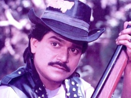 Abhinay berde match up from 1997 to Laxmikant Berde, he shares photo with him | लक्ष्मीकांत बेर्डेंना १९९७ सालापासून हा अभिनेता करतोय कॉपी, आता आहे मराठीतील स्टार