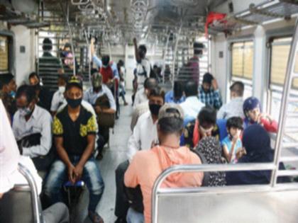 Corona's precautionary rules on local, express trains | कोरोनाच्या खबरदारीचे नियम लोकल, एक्स्प्रेस ट्रेनमध्ये धाब्यावर