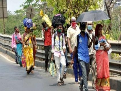 CoronaVirus News: Do not take train, bus fares from migrant workers; Supreme Court order | CoronaVirus News: स्थलांतरित मजुरांकडून रेल्वे, बसचे भाडे घेऊ नका; सर्वोच्च न्यायालयाचे आदेश