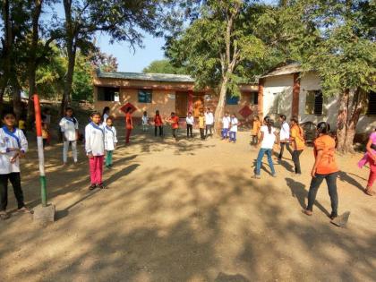 Inequality on schools of lower presentee in the allocation of joint school grants | संयुक्त शाळा अनुदान वाटपात कमी पटाच्या शाळांवर अन्याय