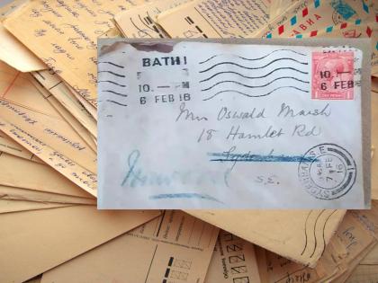 Strange! After 100 years, the letter reached the right address, when I opened it, I was shocked, there was something inside... | अजबच! १०० वर्षांनी योग्य पत्त्यावर पोहोचलं पत्र, उघडून बघताच बसला आश्चर्याचा धक्का, आत होतं असं काही...  