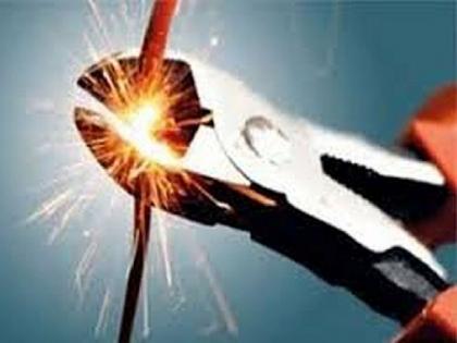 Power supply of 8 thousand consumers disrupted by MSEDCL in amravati dist over non-payment of bills | महावितरणची कारवाई, मार्च महिन्यात जिल्ह्यातील ८ हजार ग्राहकांची केली बत्ती गुल