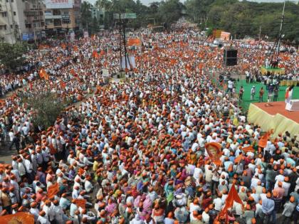 Sangalyat Lingayat Mahamarchar's Virat Darshan, a society for religious reorganization | सांगलीत लिंगायत महामोर्चाचे विराट दर्शन, धर्ममान्यतेसाठी समाज एकवटला