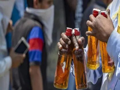 Dont drink alcohol the honorarium of those who say so is off pune latest news | दारू पिऊ नका रे, असे सांगणाऱ्यांचेच मानधन बंद!