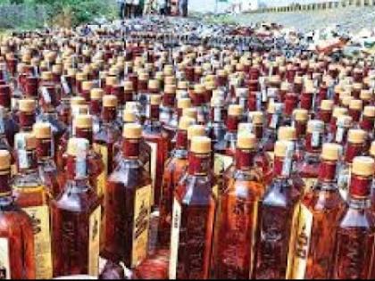 378 bottles of liquor seized at Nagpur railway station | नागपूर रेल्वेस्थानकावर दारूच्या ३७८ बॉटल जप्त