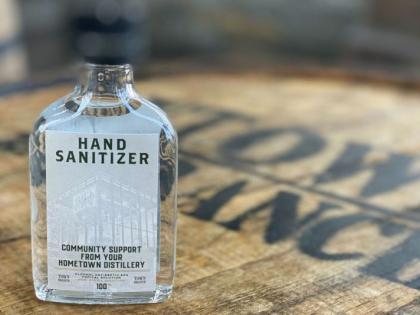 Sales of sanitizer as liquor in Nagpur | नागपुरात  सॅनिटायझरची दारू म्हणून विक्री