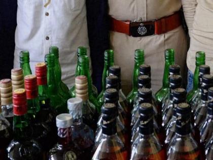 Kasba Peth By-Election Liquor worth 10 thousand was caught in the kasba election | Kasba Peth By-Election | कसब्यात पकडले १० हजारांचे मद्य; पोलिसांचा कडक बंदोबस्त