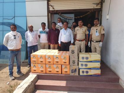 Rs 10 lakh worth of liquor seized during lockdown; 57 accused arrested | ‘लॉकडाउन’ काळात १० लाख रुपयांची दारू जप्त; ५७ आरोपींना अटक