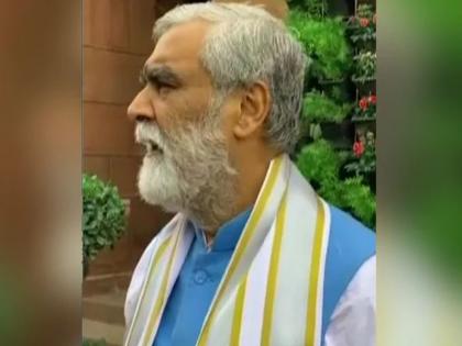 Union Minister Ashwini Choubey says I am a vegetarian and I have never tasted an onion | 'मी आयुष्यात कधीही कांद्याची चव चाखलेली नाही'; भाजपाच्या केंद्रीय मंत्र्यांचे विधान