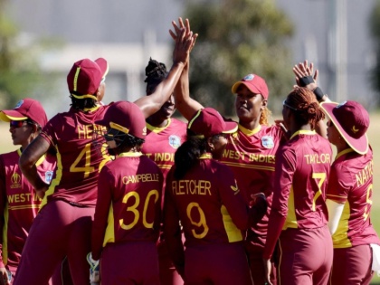 West Indies thrilling win over Bangladesh; Strong step towards the semi-finals | वेस्ट इंडिजचा बांगलादेशवर थरारक विजय; उपांत्य फेरीच्या दिशेने टाकले भक्कम पाऊल