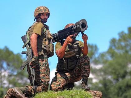 Pakistan's aggression on the Line of Control, Army ordered to give a befitting reply after the death of Indian civilians | नियंत्रण रेषेवर पाकिस्तानकडून आगळीक, भारतीय नागरिकांच्या मृत्यूनंतर चोख प्रत्युत्तर देण्याचे लष्कराला आदेश Pakistan's aggression on the Line of Control, Army ordered to give a befitting reply after the death of Indian civilians | नियंत्रण रेषेवर पाकिस्तानकडून आगळीक, भारतीय नागरिकांच्या मृत्यूनंतर चोख प्रत्युत्तर देण्याचे लष्कराला आदेश