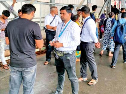 You are not the son-in-law of the railway then take the ticket and travel! | ‘तुम्ही रेल्वेचे जावई नाहीत ना’, मग तिकीट काढूनच प्रवास करा!