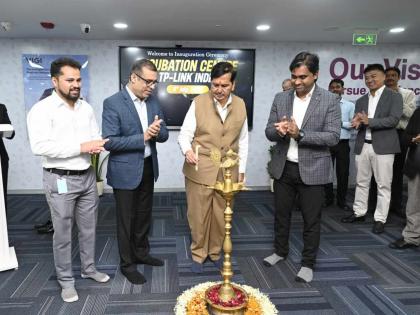 Inauguration of TP Links first Incubation Center in Mumbai presence of Minister Mangal Prabhat Lodha | मुंबईत 'टीपी-लिंक'च्या 'इनक्यूबेशन सेंटर'चे उदघाटन, मंत्री मंगलप्रभात लोढांची उपस्थिती Inauguration of TP Links first Incubation Center in Mumbai presence of Minister Mangal Prabhat Lodha | मुंबईत 'टीपी-लिंक'च्या 'इनक्यूबेशन सेंटर'चे उदघाटन, मंत्री मंगलप्रभात लोढांची उपस्थिती