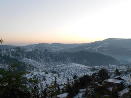 Lohaghat hidden gem of Uttarakhand places to visit here | उत्तराखंडमधील 'लोहाघाट'ला आवर्जून द्या भेट, तुम्हीही म्हणाल 'स्वर्ग' इथेच!