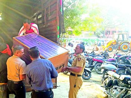 The old building of Bhusaval Railway Road will be destroyed today | भुसावळ लोहमार्ग पोलीस ठाण्याची जुनी इमारत आज होणार जमीनदोस्त