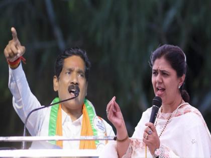 Beed Lok Sabha Result 2024: Pankaja Munde blocked Bajrang Sonwane's leads in the seventh round | Beed Lok Sabha Result 2024: बजरंग सोनवणेंच्या आघाडीचा अश्वमेध पंकजा मुंडेंनी सातव्या फेरीला रोखला